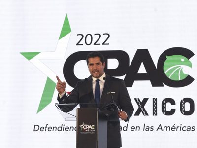 El Movimiento Viva México, de Eduardo Verástegui, desiste de constituirse como partido político