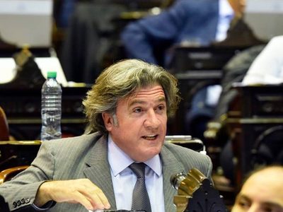 José Luis Ramón tomó distancia del gobierno