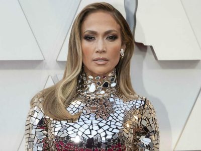 “Nunca me he hecho bótox”: Jennifer López protagonizó un fuerte cruce con una cibernauta