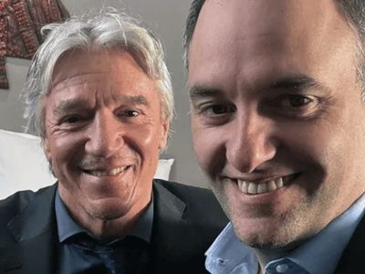 El amigo de Adorni le escribió a la secretaria del piloto mientras declaraba en la Justicia