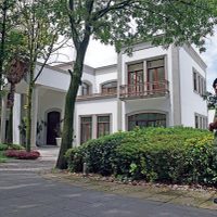 En Los Pinos, una mansión hecha para Angélica Rivera