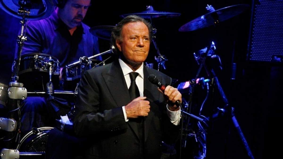 Julio Iglesias cumple este domingo 75 años y lo hace en uno de sus mejores momentos profesionales