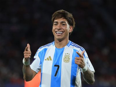 La Selección argentina pasó a México y enfrentará a Colombia en semis