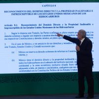 AMLO exhibe capítulo energético del T-MEC; la reforma, para fortalecer a CFE