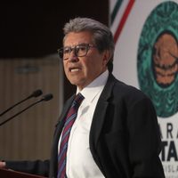 Monreal se deslinda de denuncia contra periodistas y Sergio Mayer