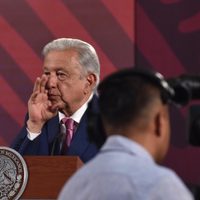 AMLO pide a senadores votar reforma judicial conforme a su conciencia, pero anticipa festejo