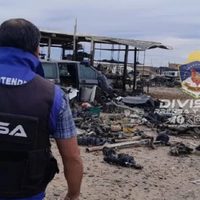 La policía detuvo a una persona en Neuquén y secuestró autopartes de vehículos robados