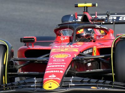 Sainz supera a Verstappen y arrancará primero en el GP de Italia; “Checo” saldrá quinto
