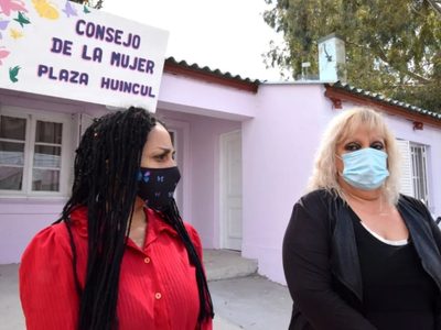 Plaza Huincul: se llevó adelante un conversatorio junto al Ministerio de Mujeres