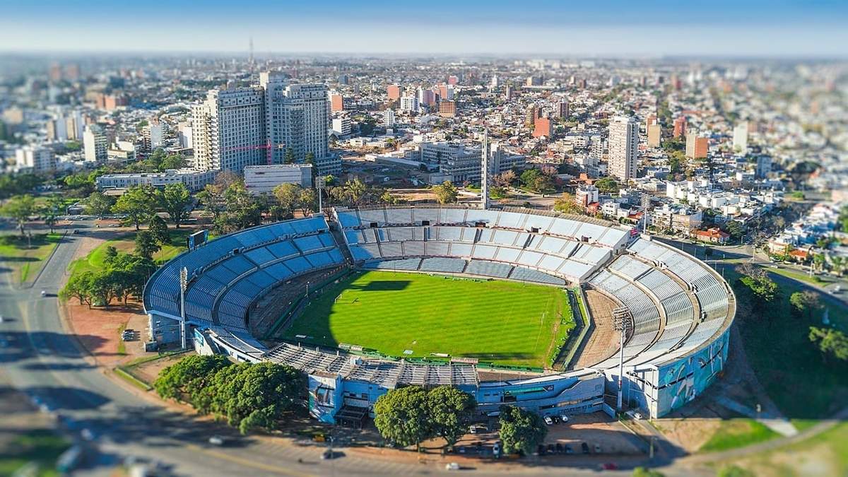 Uruguay se postula como sede para el partido entre Argentina y España