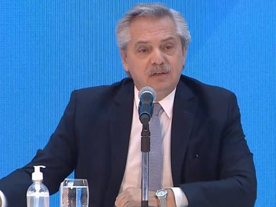 Alberto Fernández confirmó que seguirá la cuarentena en ocho provincias y el AMBA