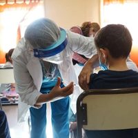 El Ministerio de Salud lanza un operativo en escuelas para evaluar y mejorar la salud integral de niños y niñas