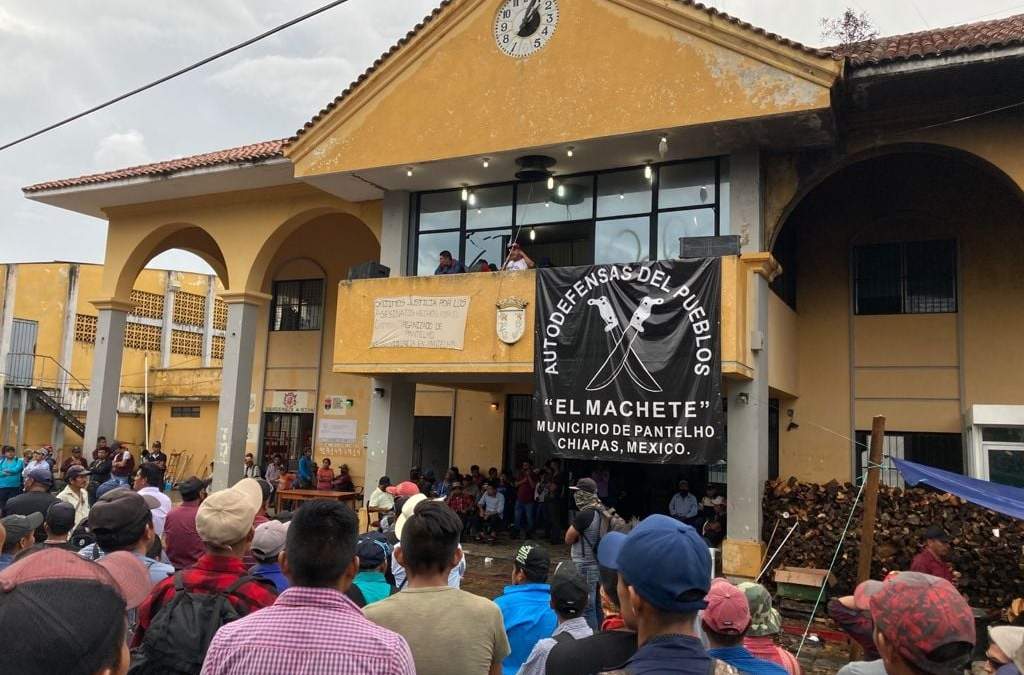 Diálogo y negociación entre indígenas tzotziles y tzeltales