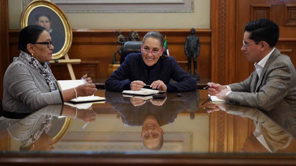 Llamada de Sheinbaum con el Papa León