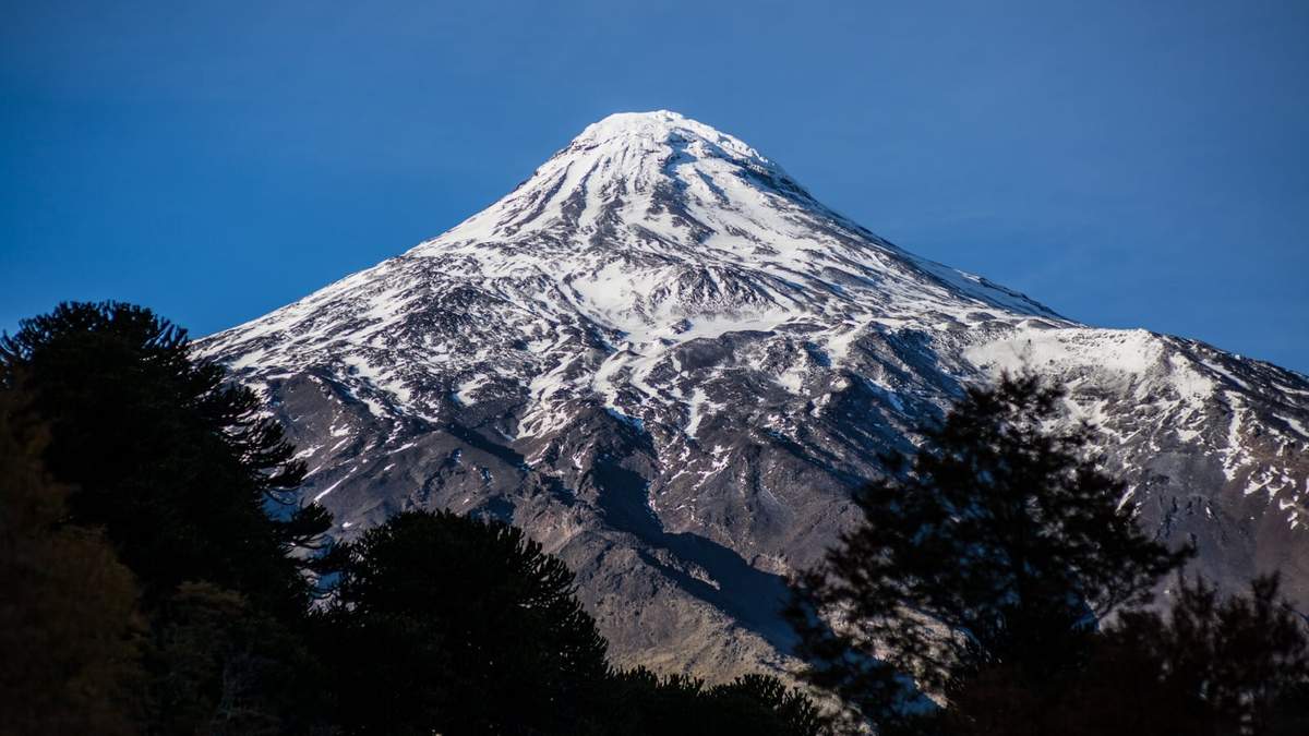 Volcán Lanín. Fuente: (Twitter)