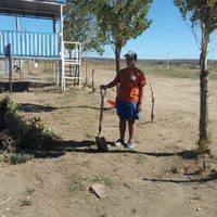Un joven de Añelo necesita recaudar dinero para un tratamiento que le permitirá recuperar la vista