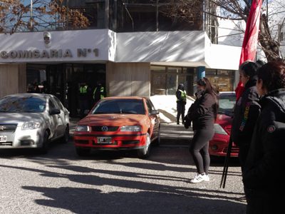 Organizaciones sociales expresarán su repudio por los allanamientos y las detenciones frente a Casa de Gobierno