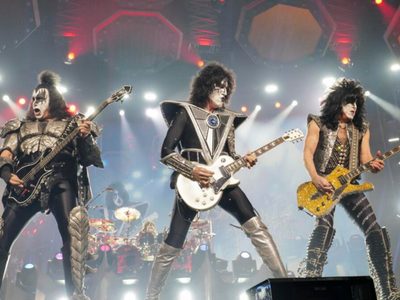 Kiss vende su catálogo y propiedad intelectual, Gene Simmons dice que es una "colaboración"