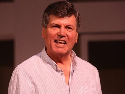 La emotiva dedicatoria que recibió Carlos Calvo de Carina Gallucci y ¡una foto actual del actor!