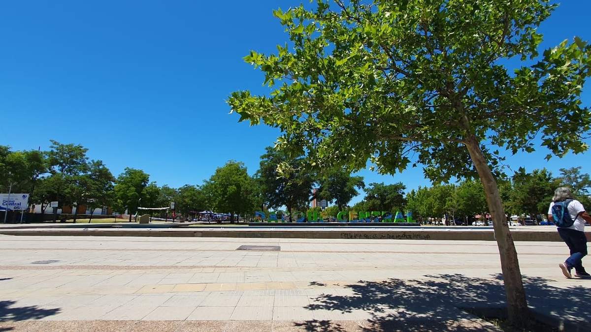 Clima despejado y soleado en Neuquén capital. Fuente: (Javier Manzano)