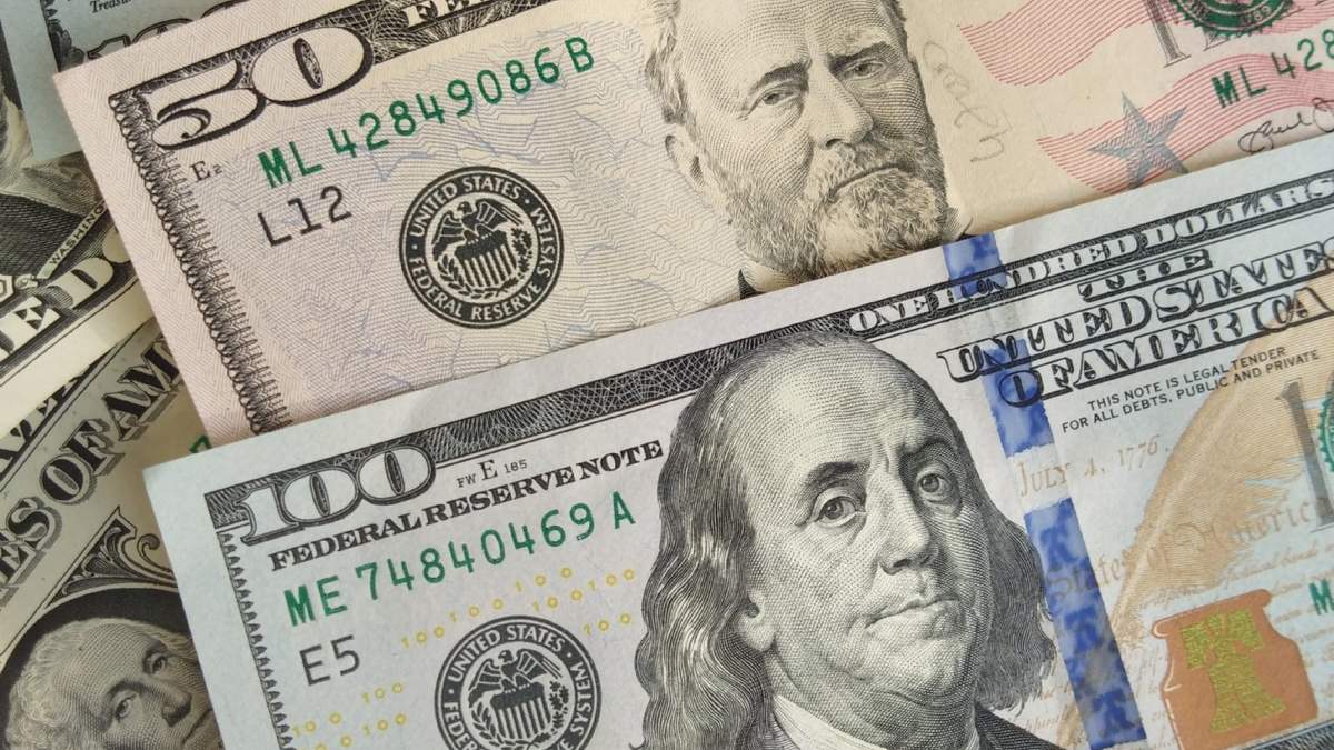 Dólar. Fuente: (Avinash Kumar)
