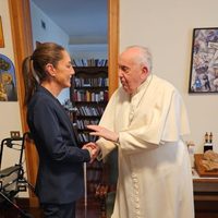 Sheinbaum lamenta la muerte del papa Francisco: “Un humanista que optó por los pobres”