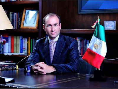 Pedro Ferriz Hijar se postula para la presidencia y desata burlas