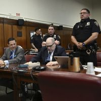 Abogados de Weinstein piden que permanezca hospitalizado durante nuevo juicio por #MeToo