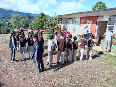 Niños indígenas ganan amparo y obligan a la SEG a garantizar maestros en la Montaña de Guerrero
