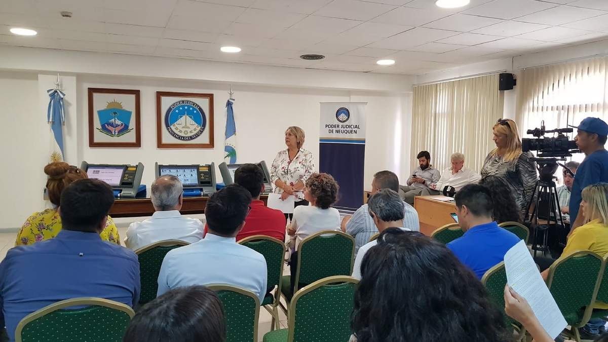 La audiencia de pantalla se realizará en el Concejo Deliberante de la ciudad de Neuquén. Fuente: (Juzgado Electoral)