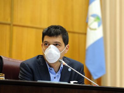Marcos Koopmann estuvo en Loncopué y destacó el trabajo del Gobierno