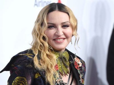 Lejos de la música: Madonna trabaja en un gran proyecto y muestra una nueva faceta