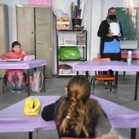Reportan "esporádicos" casos de contagio de covid-19 entre profesores y alumnos en CDMX