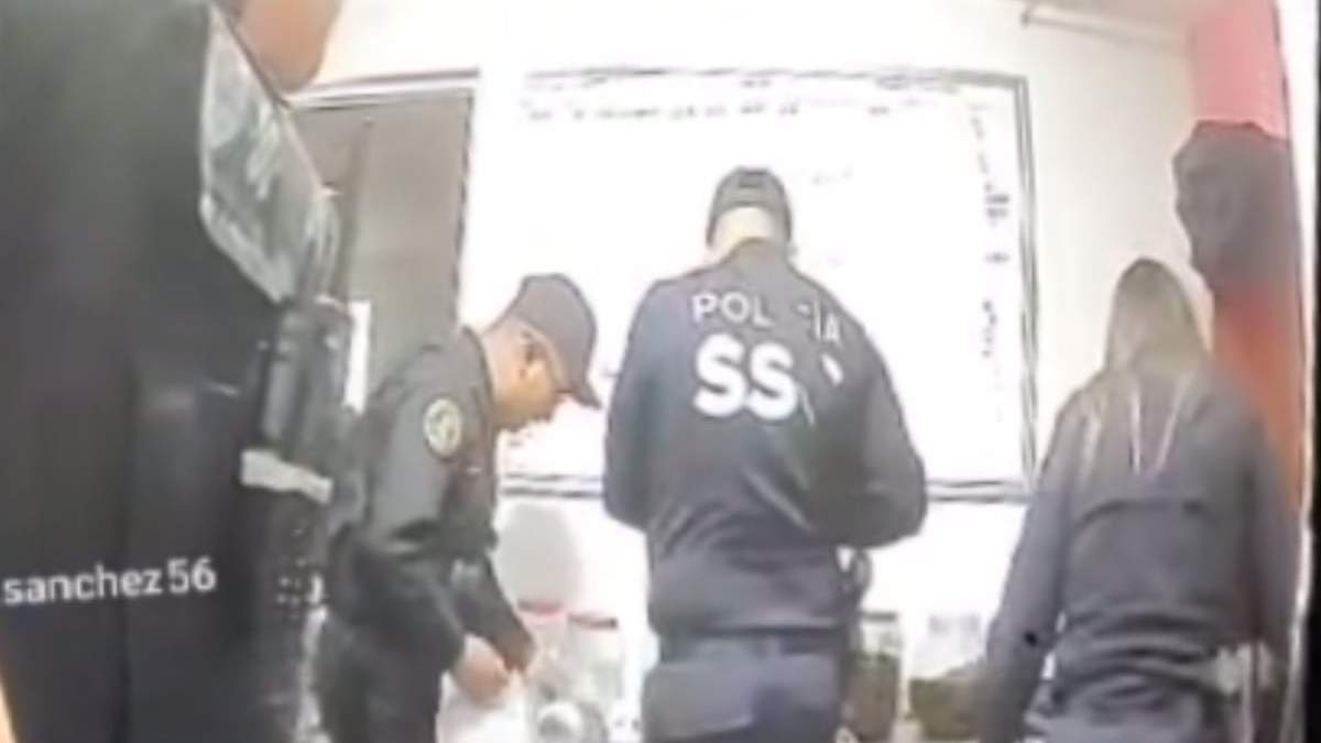 Una cámara oculta grabó a los policías de la CDMX