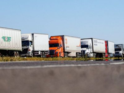 Transportistas confirman bloqueo para este lunes; estas son las carreteras afectadas (Video)
