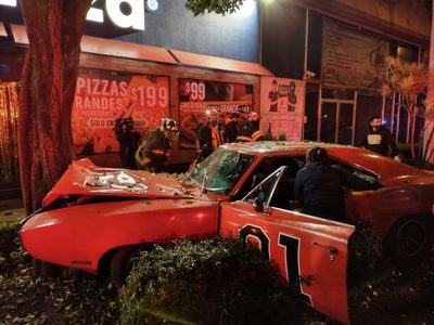 Destrozan al "General Lee" en la alcaldía Benito Juárez de la CDMX