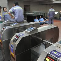 En horario pico, rige el paro del subte y el Premetro