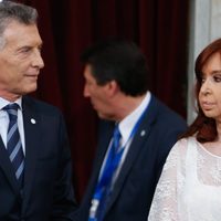 Cristina Kirchner se presentó en la Justicia: será querellante contra Macri por espionaje