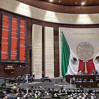 El Legislativo desacata a la SCJN: Dos prórrogas... y aún no diseña la Ley de Comunicación Social