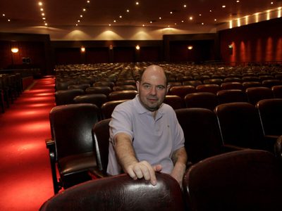 Carlos Rottemberg reflexionó sobre la actividad teatral: “No mirar el problema desde el ombligo”