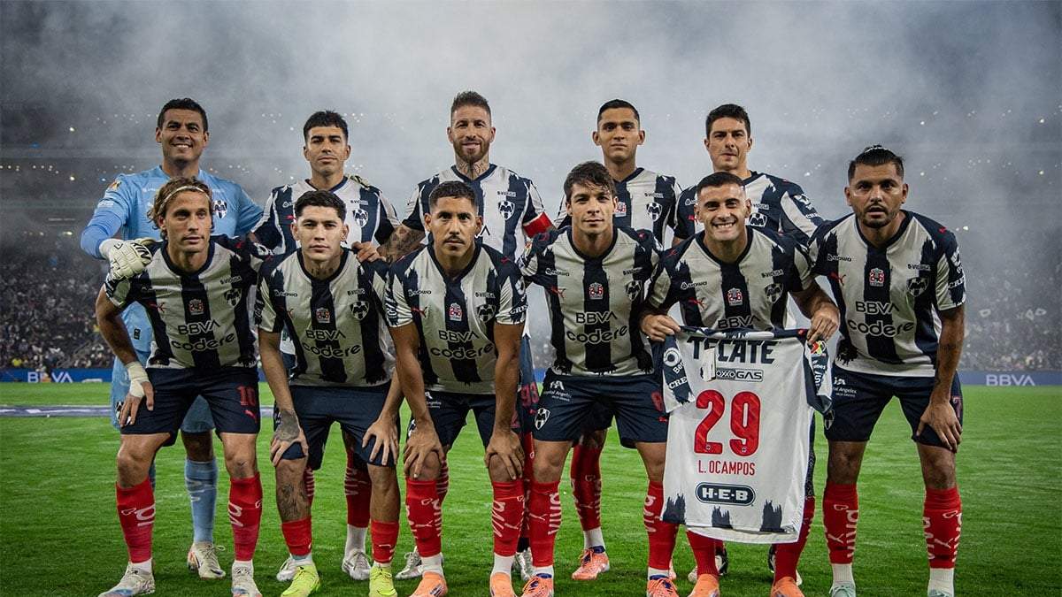 Ramos hizo 7 goles en el conjunto mexicano, incluyendo 1 en el Mundial de Clubes