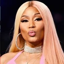 ¿Qué le pasó? Nicki Minaj se obsesionó con la cirugía plástica y quedó irreconocible... ¡Mirá!