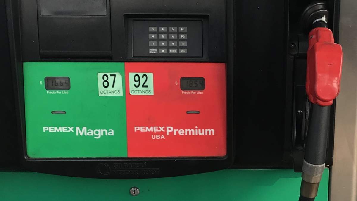 El precio de los combustibles continúa en los más altos niveles: la Magna se comercializa en 20.50 y la Premium en 22.