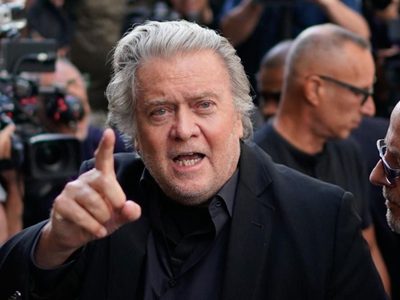 Steve Bannon, viejo aliado de Trump, queda libre tras cuatro meses en prisión