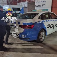 La policía detuvo a un sujeto que minutos antes había robado un teléfono celular en Neuquén