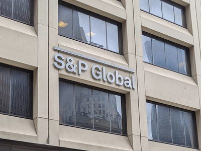 ¿Barril sin fondo? Ni con 10 mil mdd de apoyo Pemex pagará sus deudas a proveedores: S&P