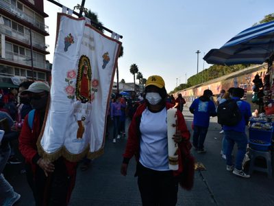 Iglesia da "bienvenida" a peregrinaciones masivas tras anuncio de cubrebocas voluntario en CDMX