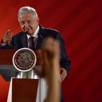 No voy a reelegirme, haré ese compromiso público: AMLO