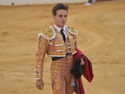 ¡Adiós a la realeza! Gonzalo Caballero ya está muy enamorado de esta misteriosa dama