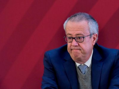 Las seis discrepancias de Urzúa con AMLO: Romo, Texcoco, Dos Bocas, Pemex, Bartlett y "memo" de austeridad